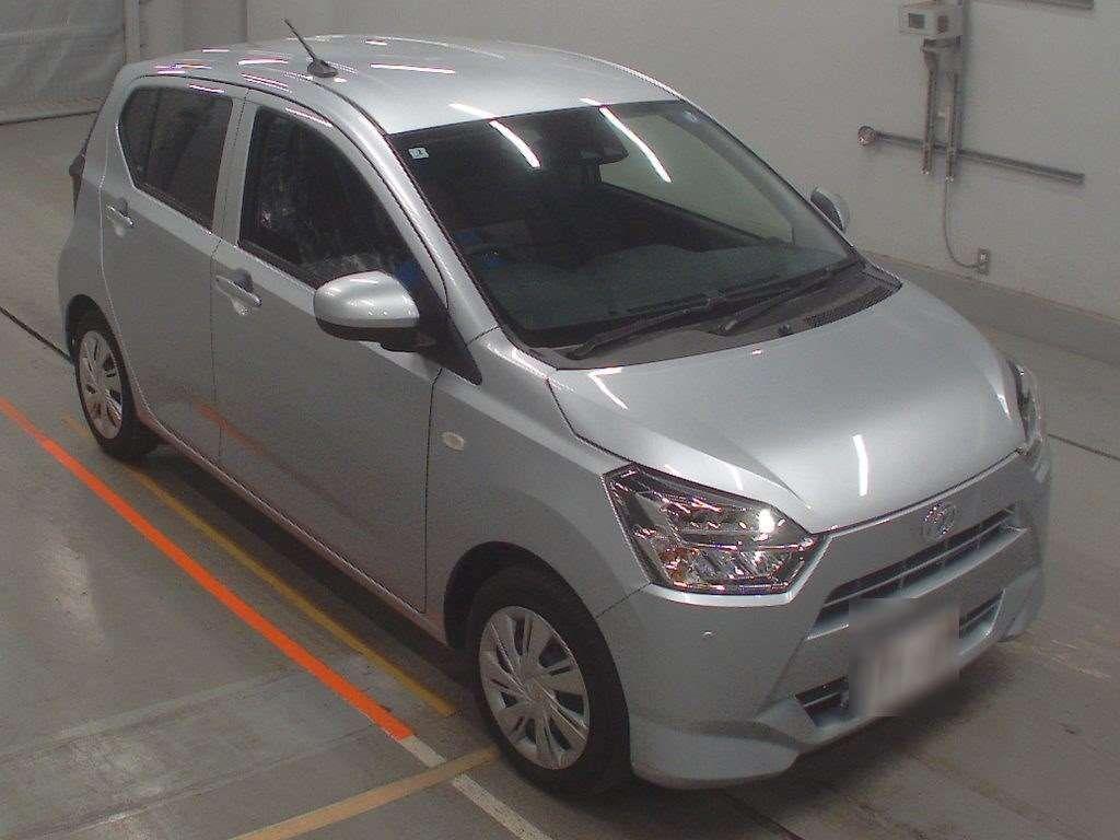 Daihatsu Mira X